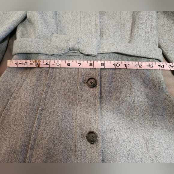 Banana Republic Grey wool coat with bow belt - Picture 4 of 5